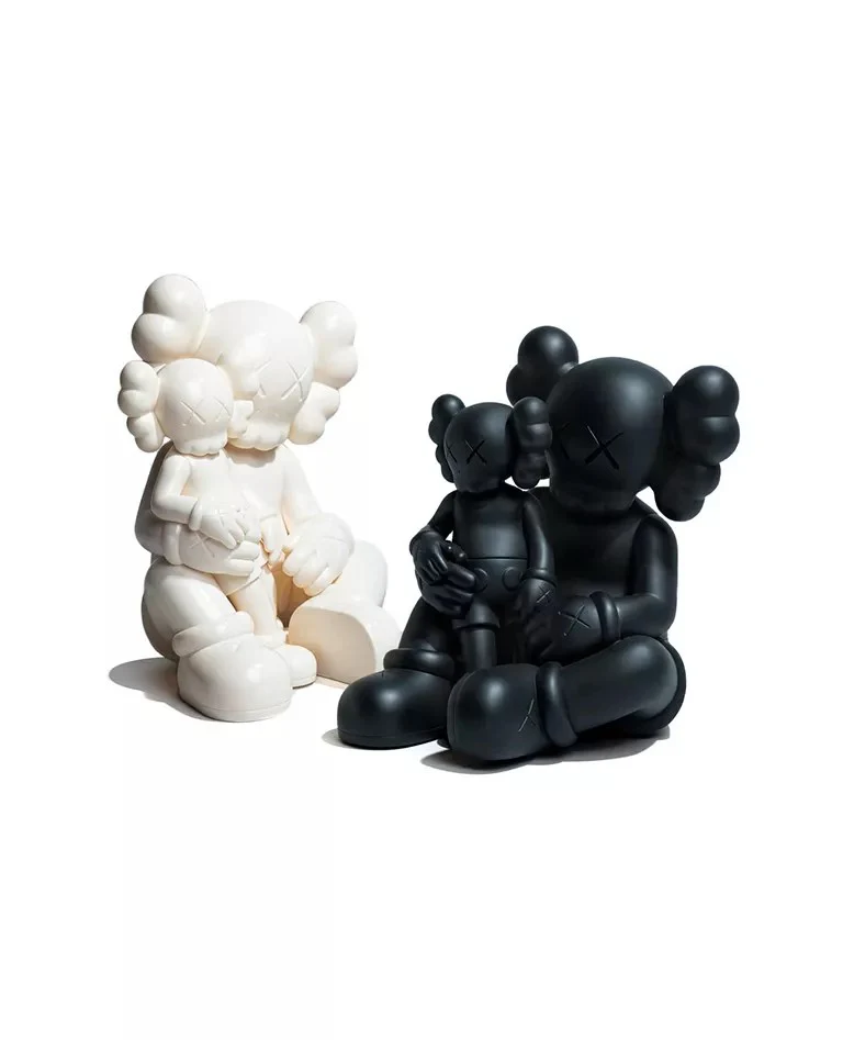 Kaws: Holiday Changbai Mountain White - Image 4