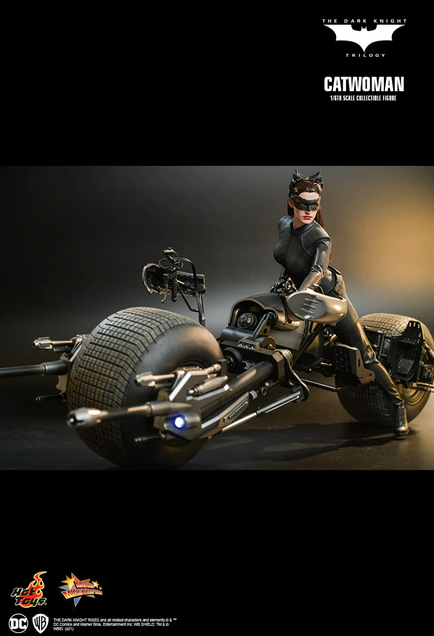 MMS627 - The Dark Knight Trilogy - 1/6th scale Catwoman Collectible Figure - Image 12