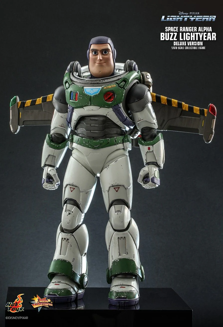 MMS635 - Lightyear - 1/6th scale Space Ranger Alpha Buzz Lightyear Collectible Figure (Deluxe Version) - Image 3
