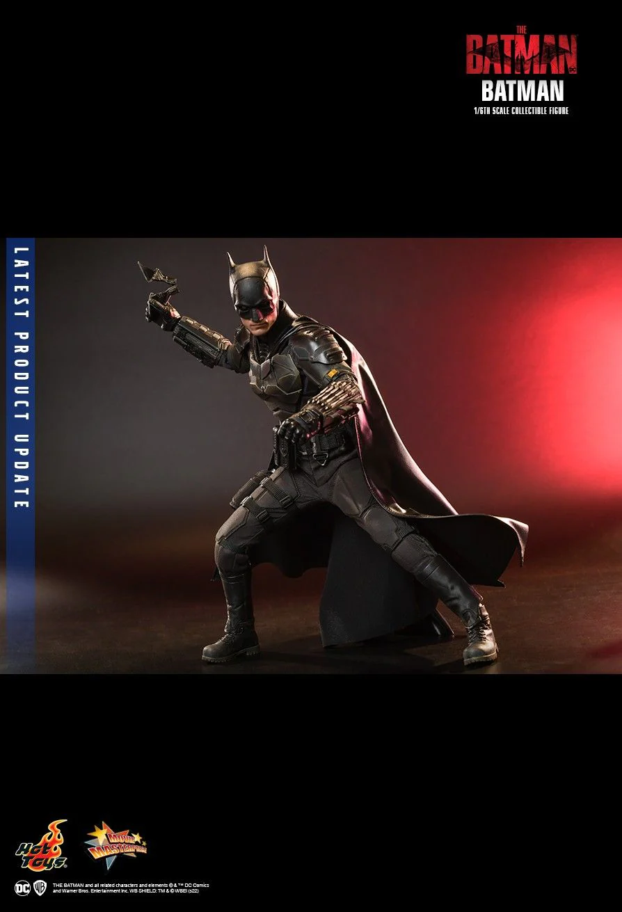 MMS638 - The Batman - 1/6th scale Batman Collectible Figure - Image 9