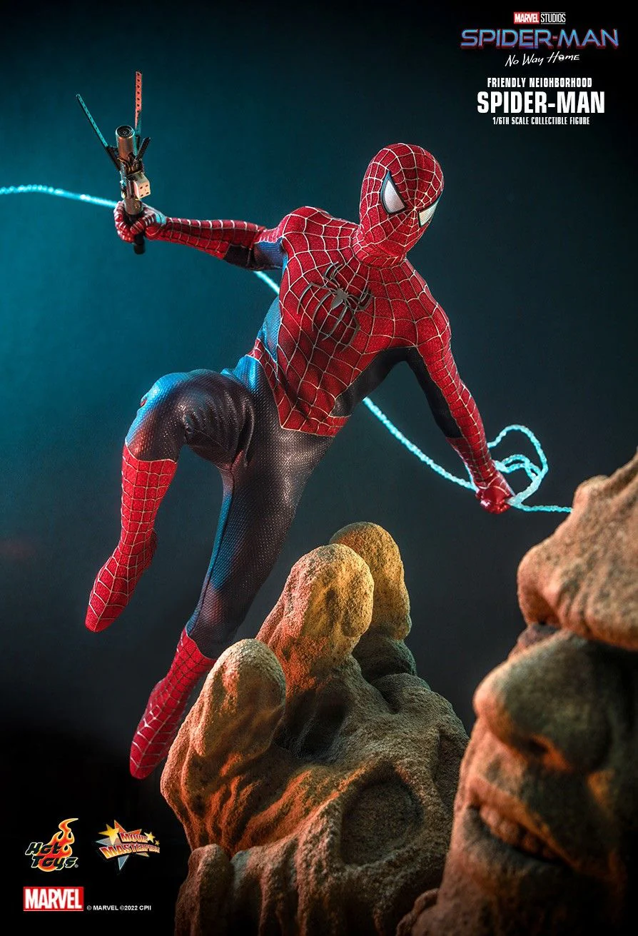 MMS662 - Spider-Man: No Way Home - 1/6th scale Friendly Neighborhood Spider-Man Collectible Figure (Deluxe Version) - Image 13