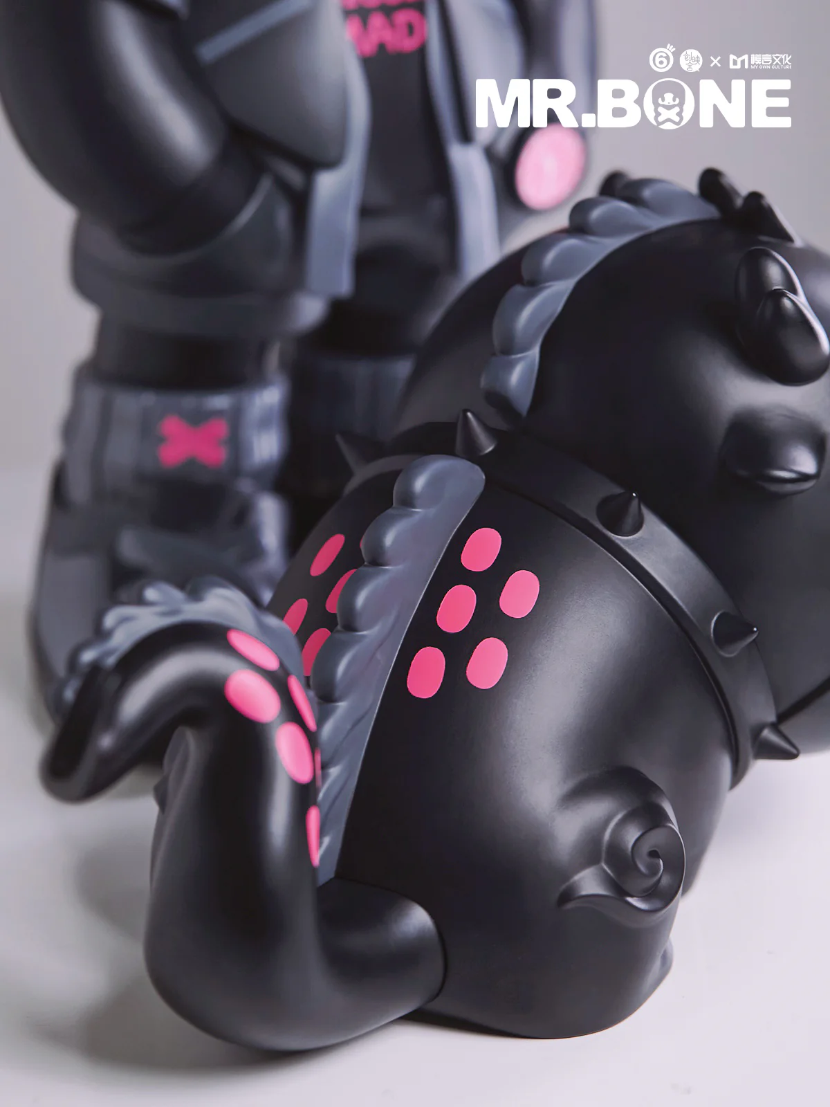 Mr.Bone 400% Black Dragon - Image 3