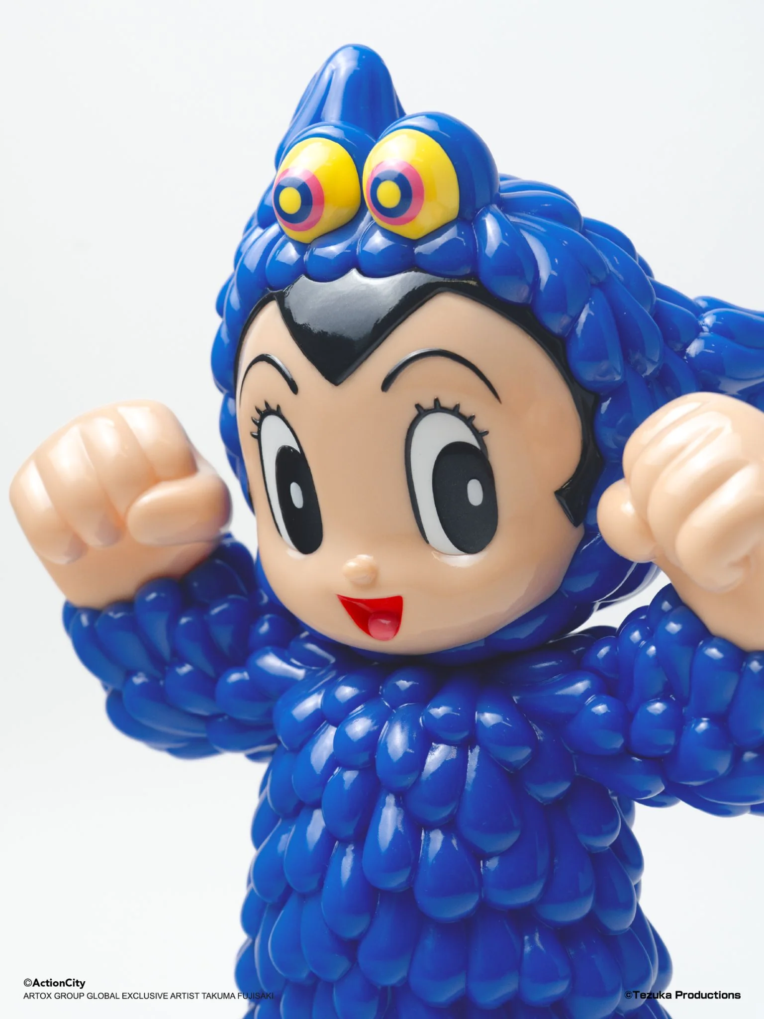 [Pre-Order] Astro Boy Feat MOGOLS (Blue Version) - Image 3