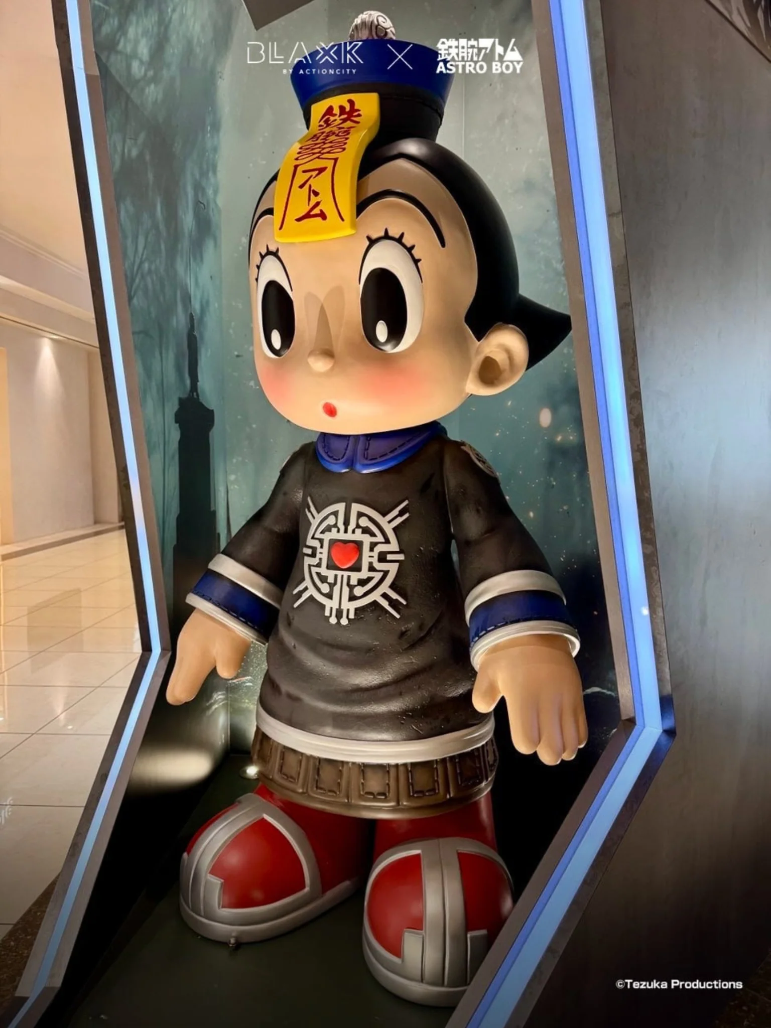 [Pre-Order] Astro Boy Jiangshi Awakening (Life-Sized Sculpture) - Image 4