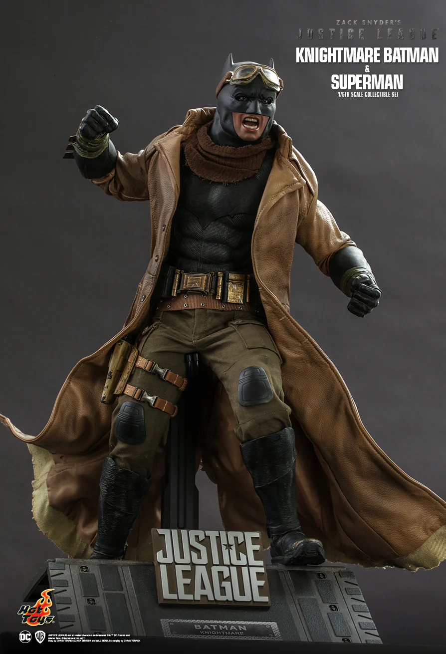 TMS038 - Zack Snyder's Justice League - 1/6th scale Knightmare Batman and Superman Collectible Set - Image 10