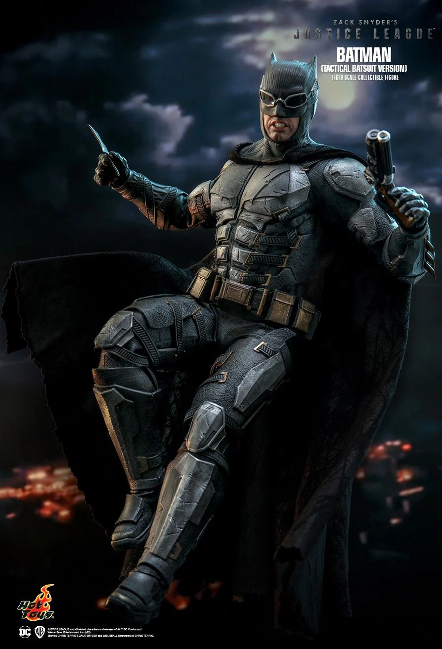 TMS085 - 1/6th scale Batman (Tactical Batsuit Version) - Image 20