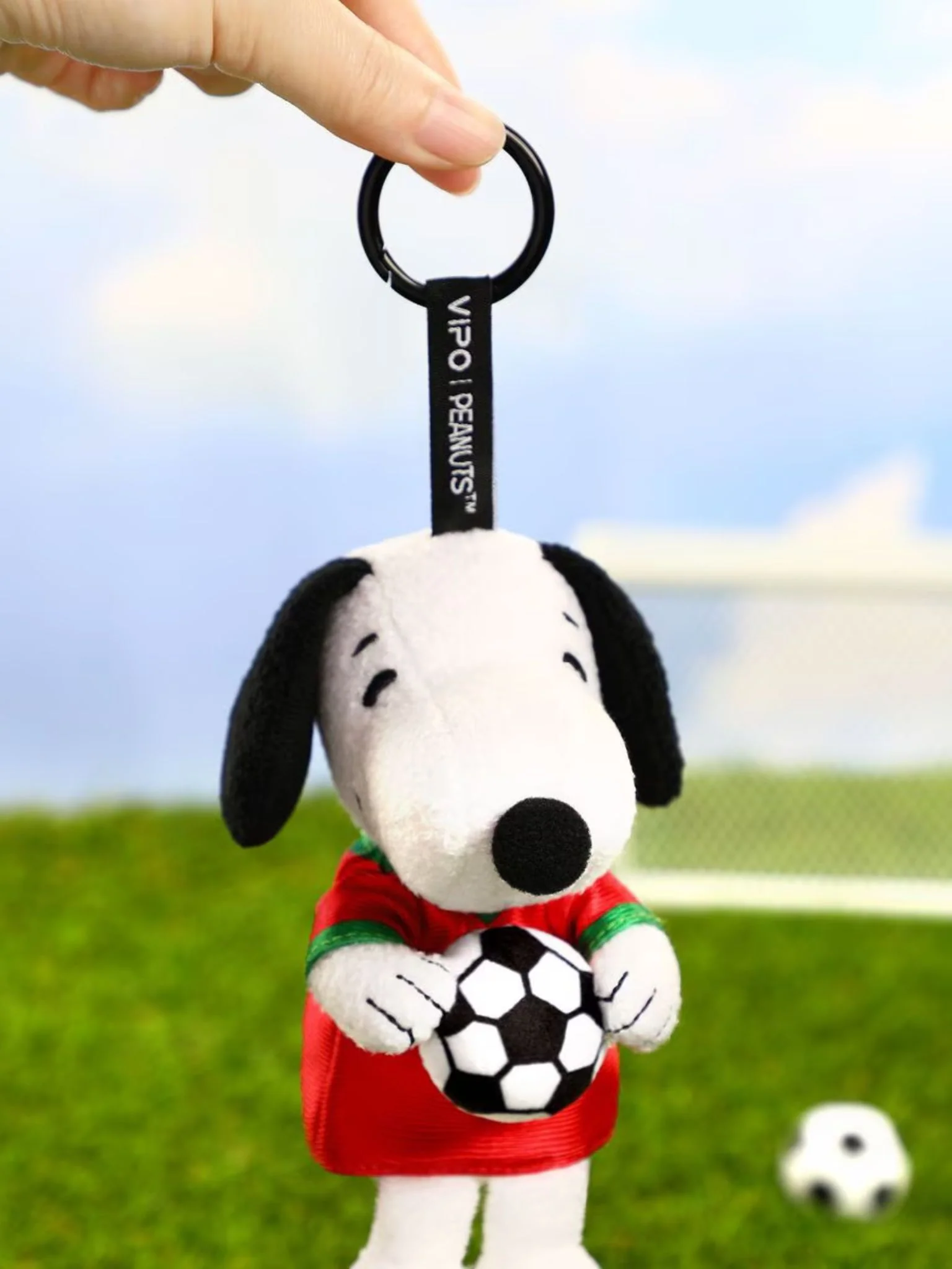 VIPO x Peanuts Football Plush Keychain Blind Box - Image 7